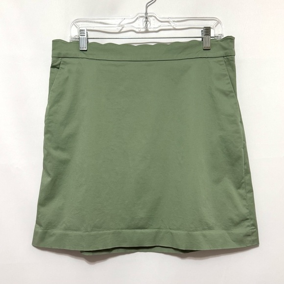 Brooks Brothers 346 Women’s Skirt Scalloped Pockets Short
Green Size 10 - Picture 11 of 12